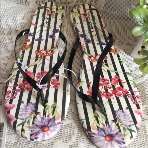 Esprit Ladies Summer Spaghetti Sandals NWT Size 9M - Picture 2 of 4